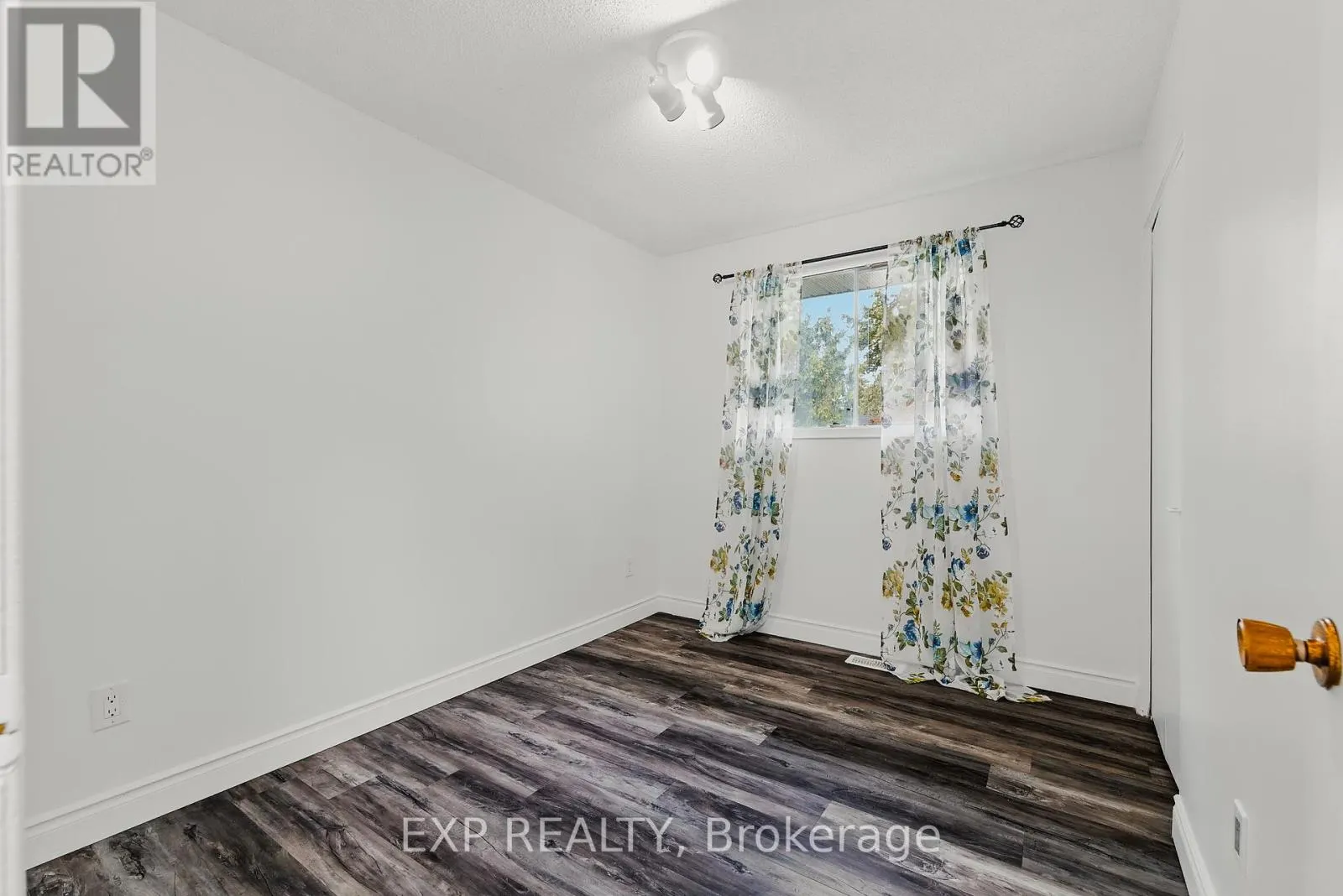 310 SOUTHILL DRIVE