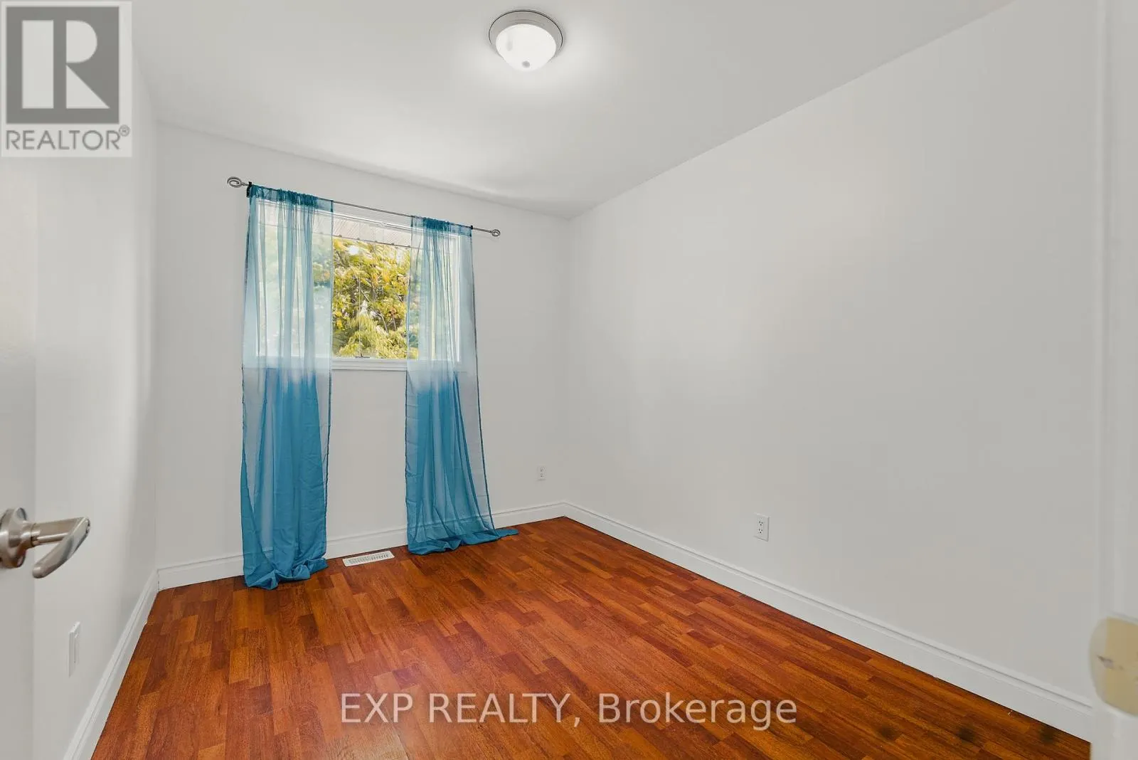 310 SOUTHILL DRIVE