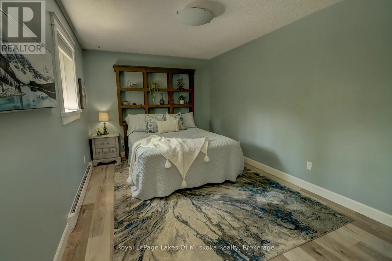 38 FLORENCE STREET W