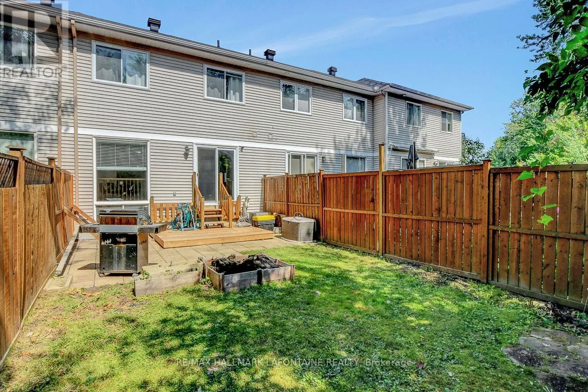 446 LAWLER CRESCENT