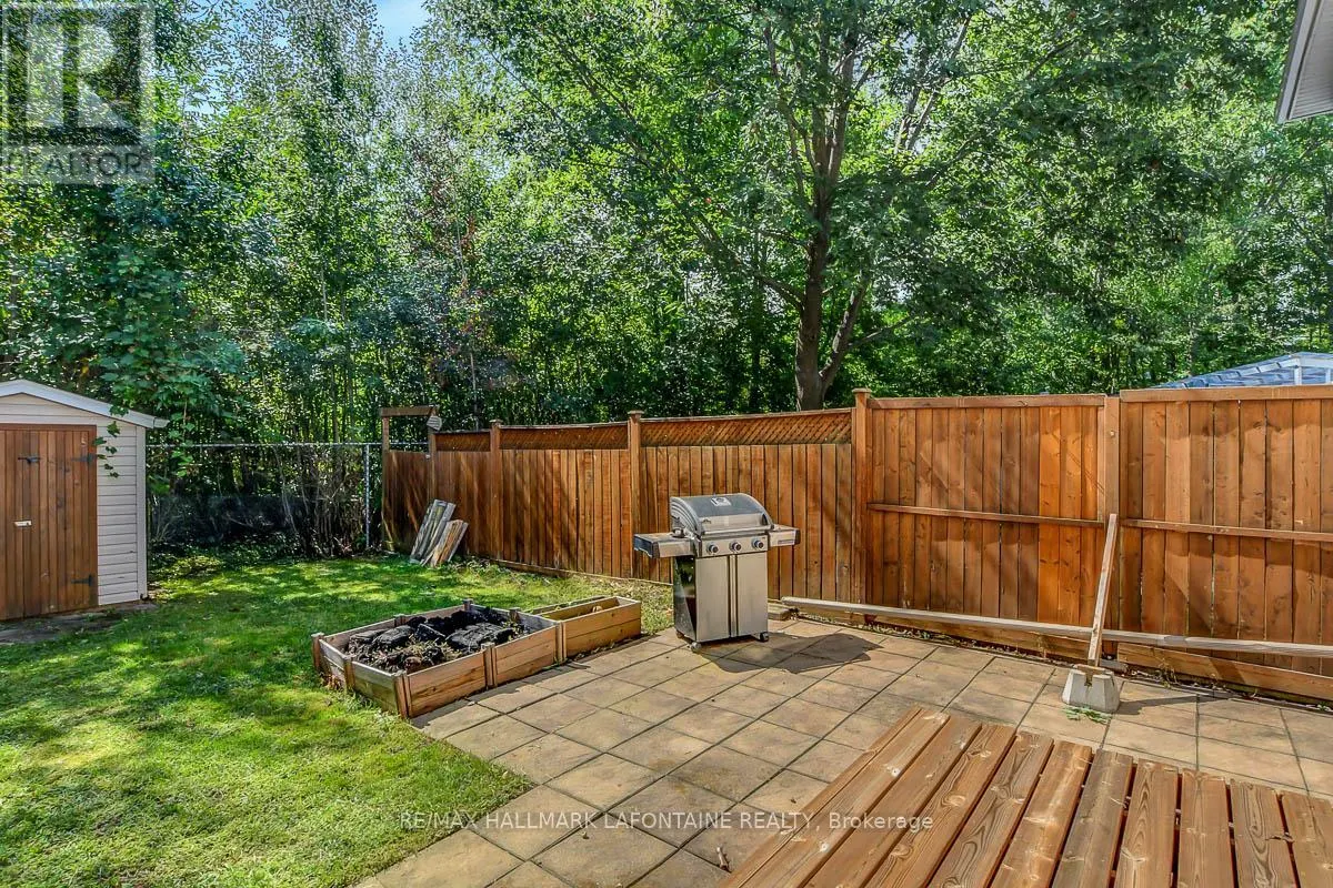 446 LAWLER CRESCENT