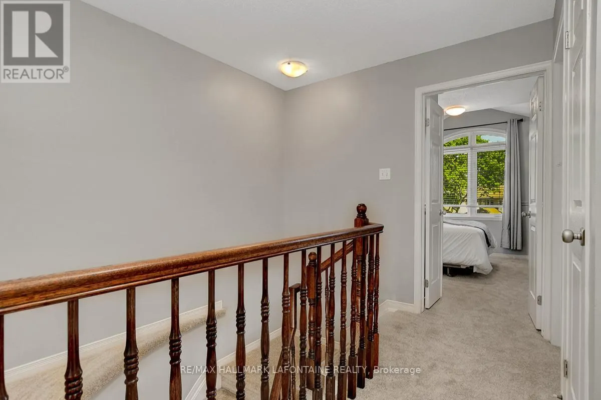 446 LAWLER CRESCENT
