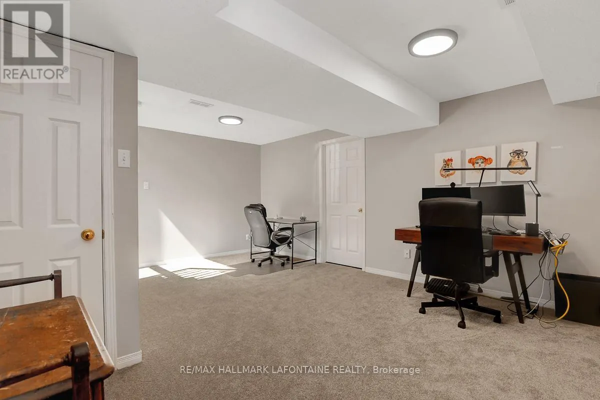 446 LAWLER CRESCENT