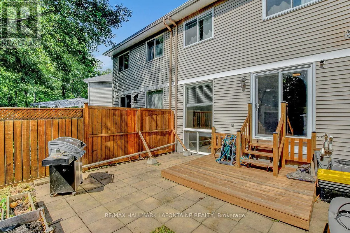 446 LAWLER CRESCENT