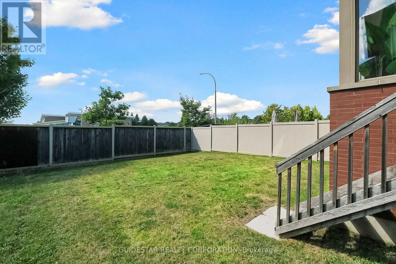 620 BRIDLEGLEN CRESCENT