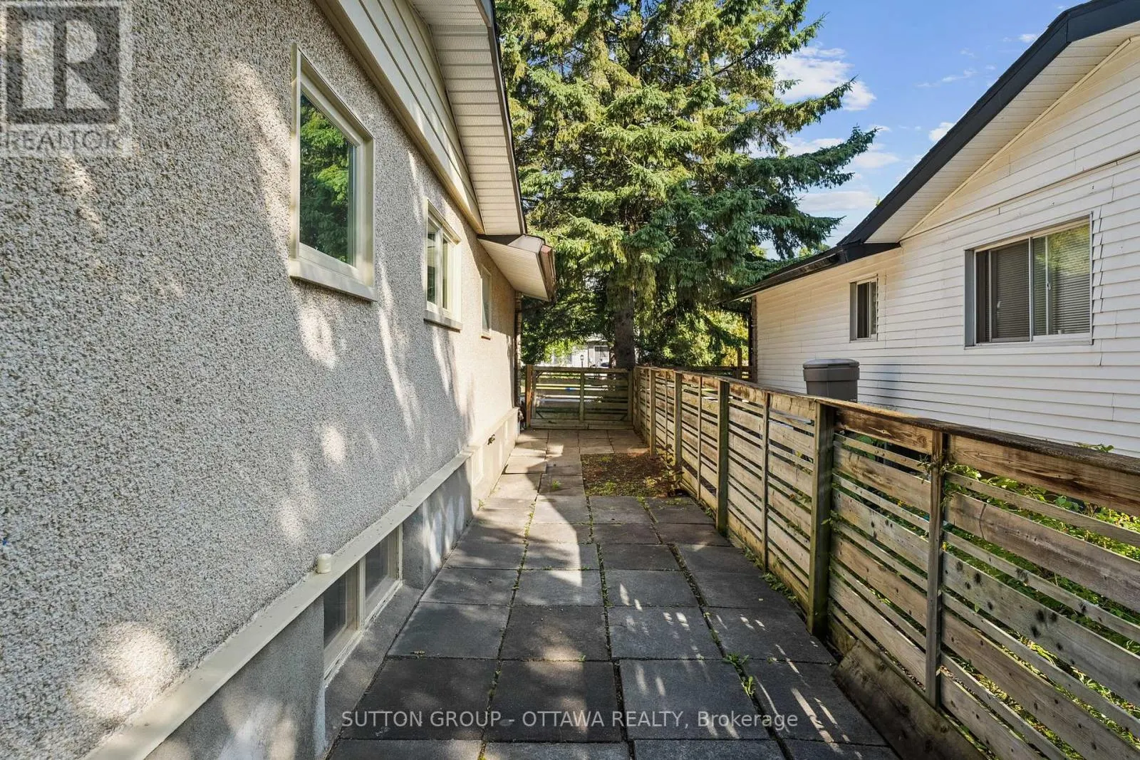 9 CLEADON DRIVE