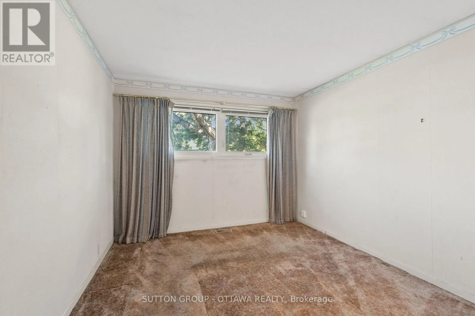9 CLEADON DRIVE