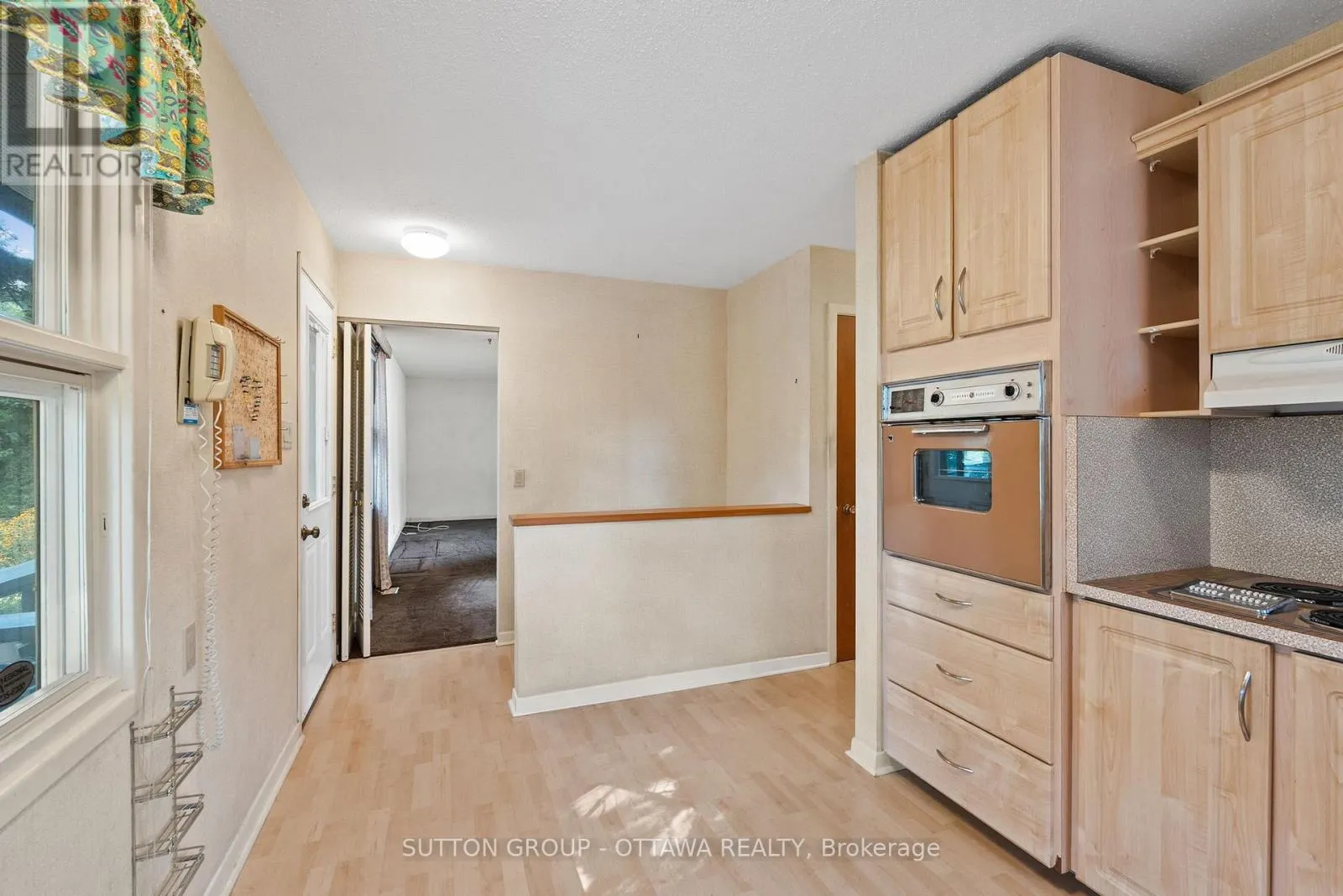 9 CLEADON DRIVE
