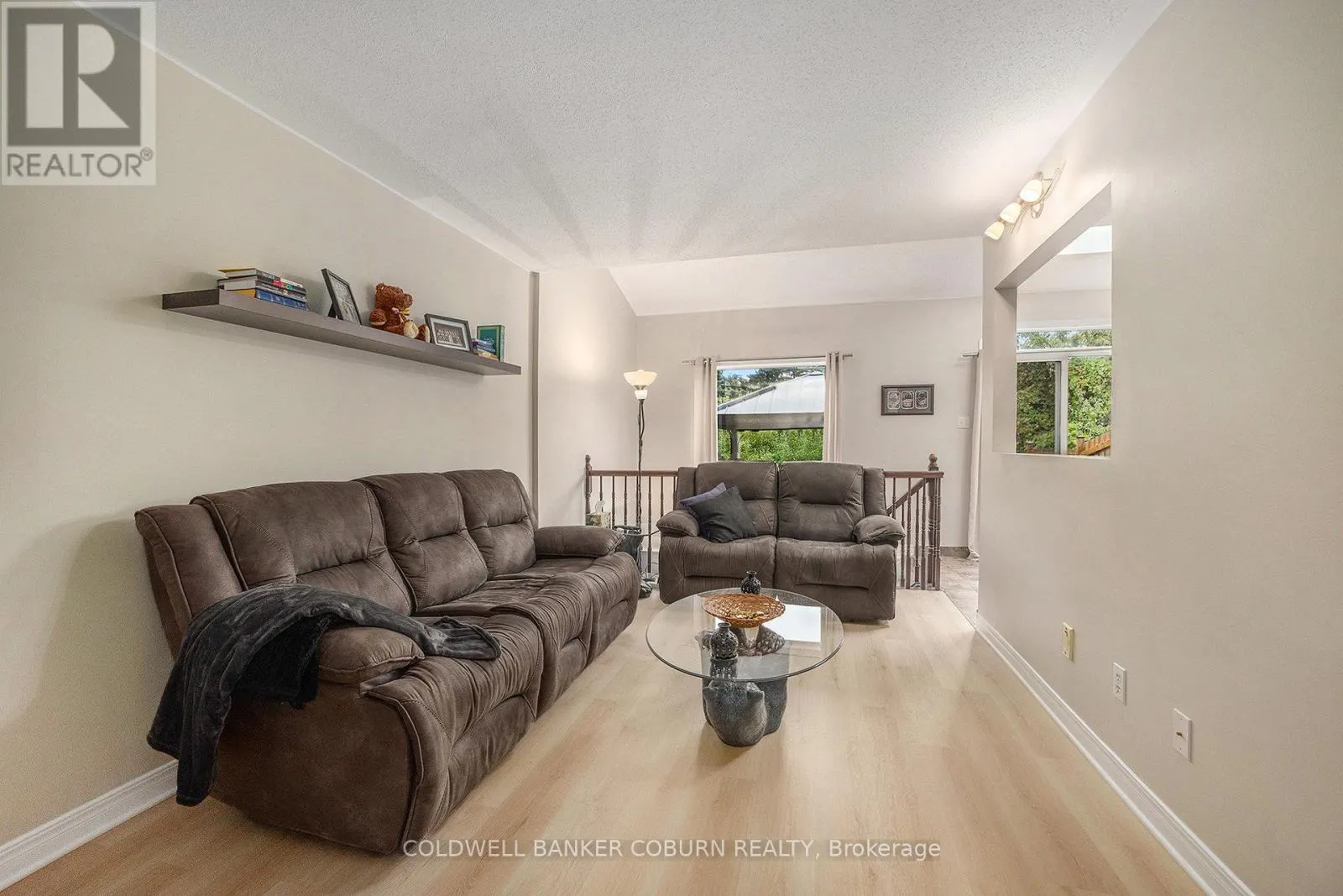 52 BLACKDOME CRESCENT