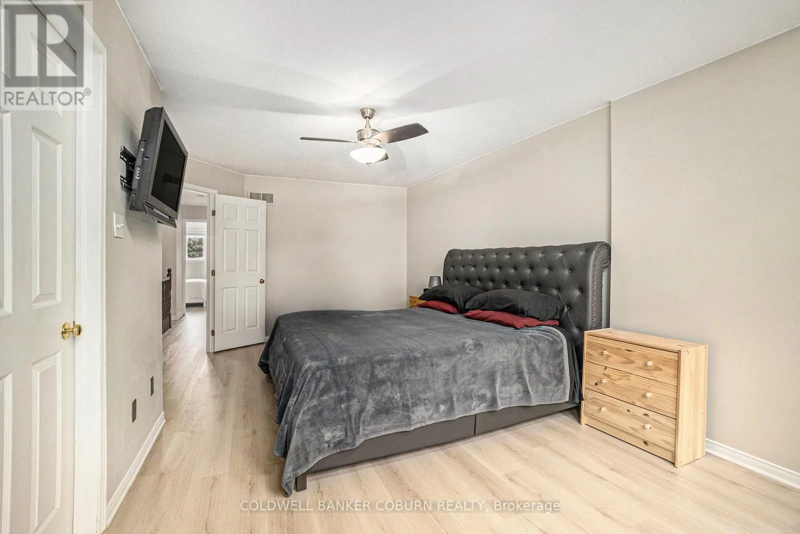 52 BLACKDOME CRESCENT