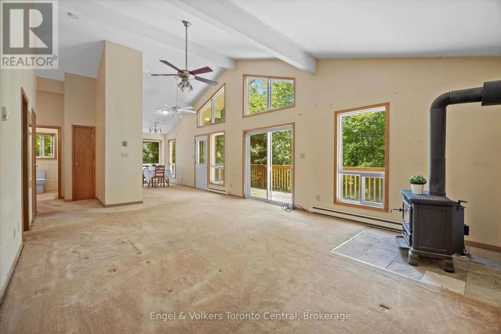 13 HICKORY CRESCENT