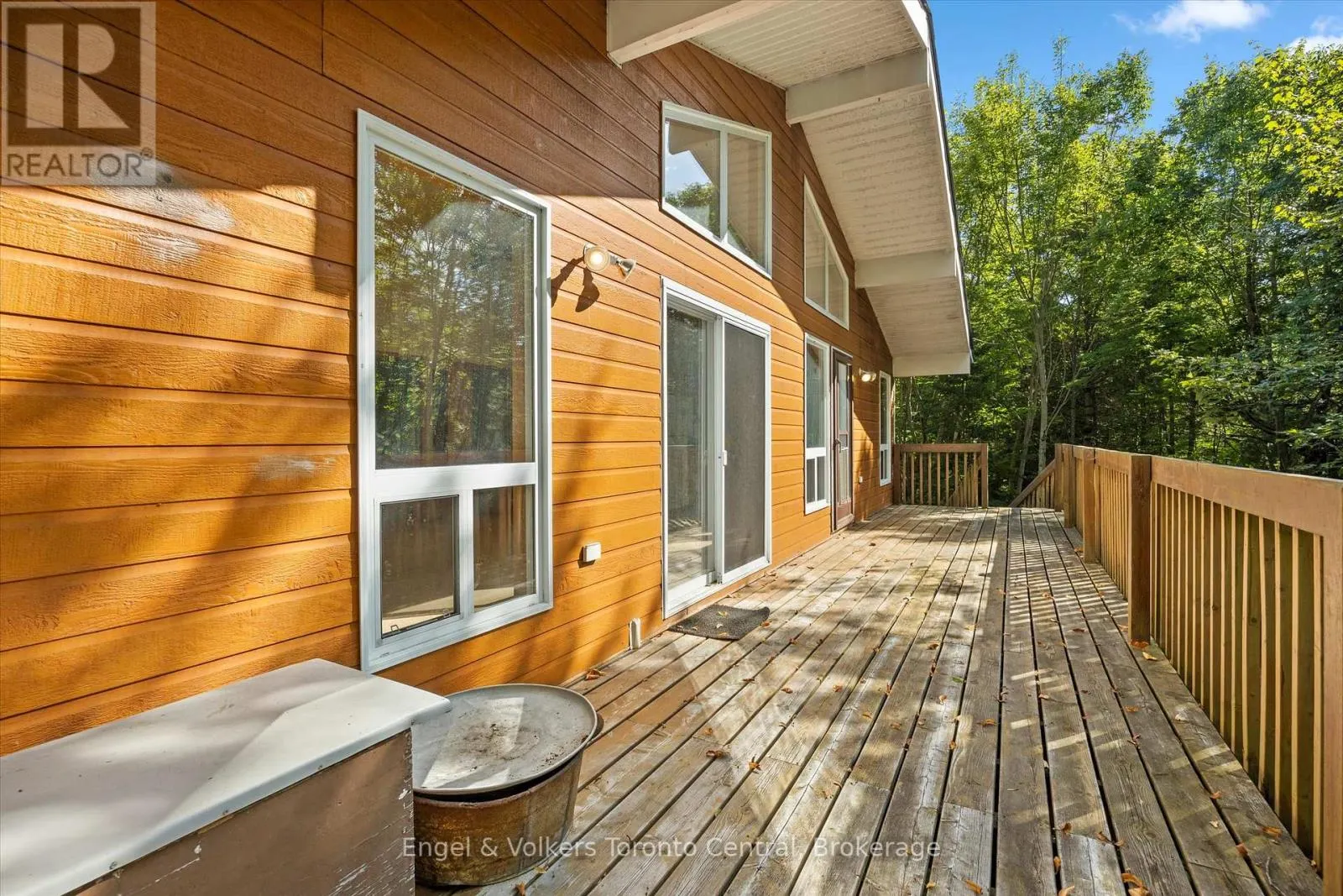 13 HICKORY CRESCENT