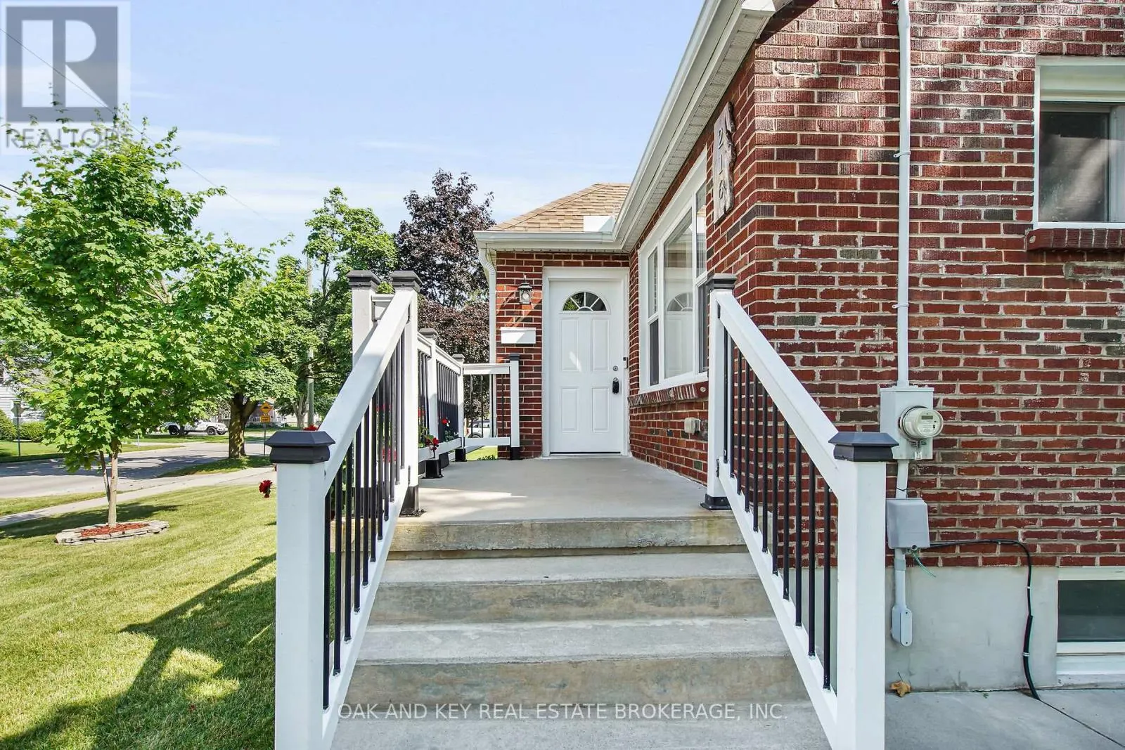 216 VANCOUVER STREET