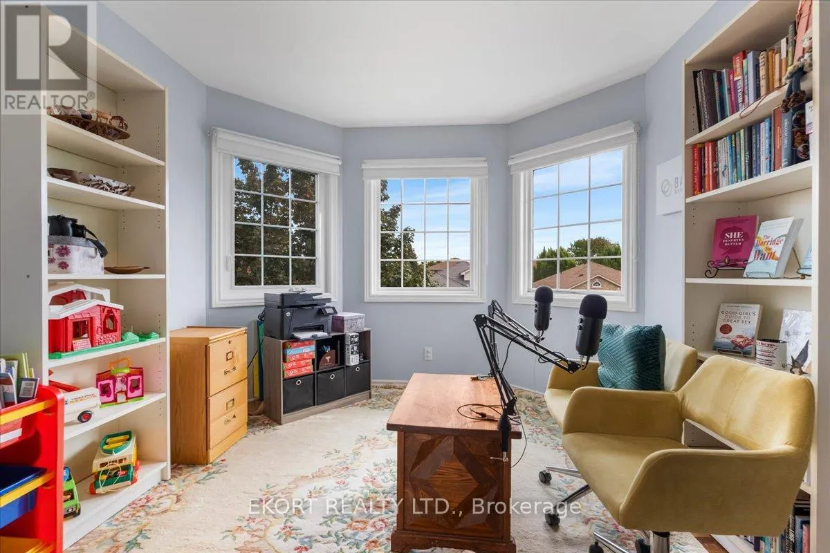 22 LINDEN LANE