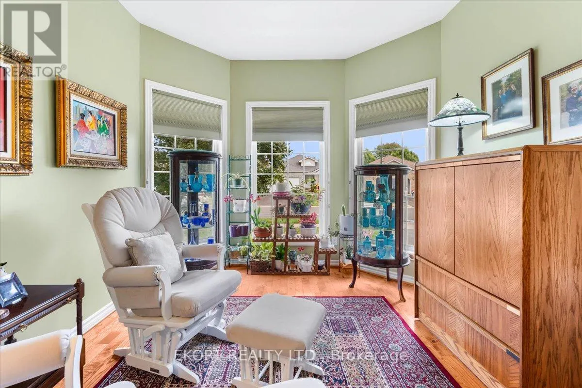 22 LINDEN LANE