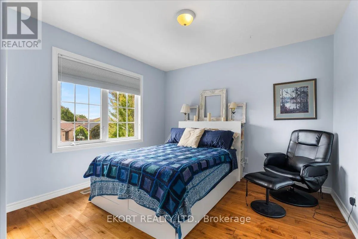 22 LINDEN LANE