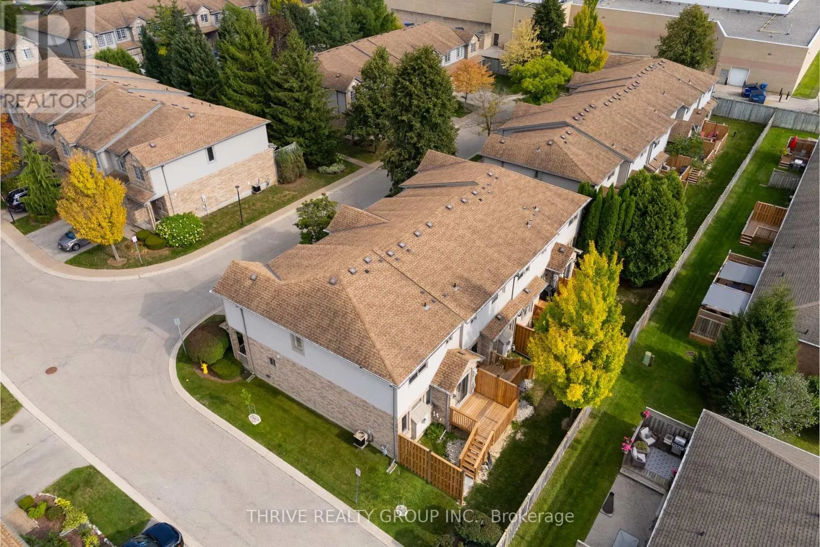 10 - 185 NORTH CENTRE ROAD, #10