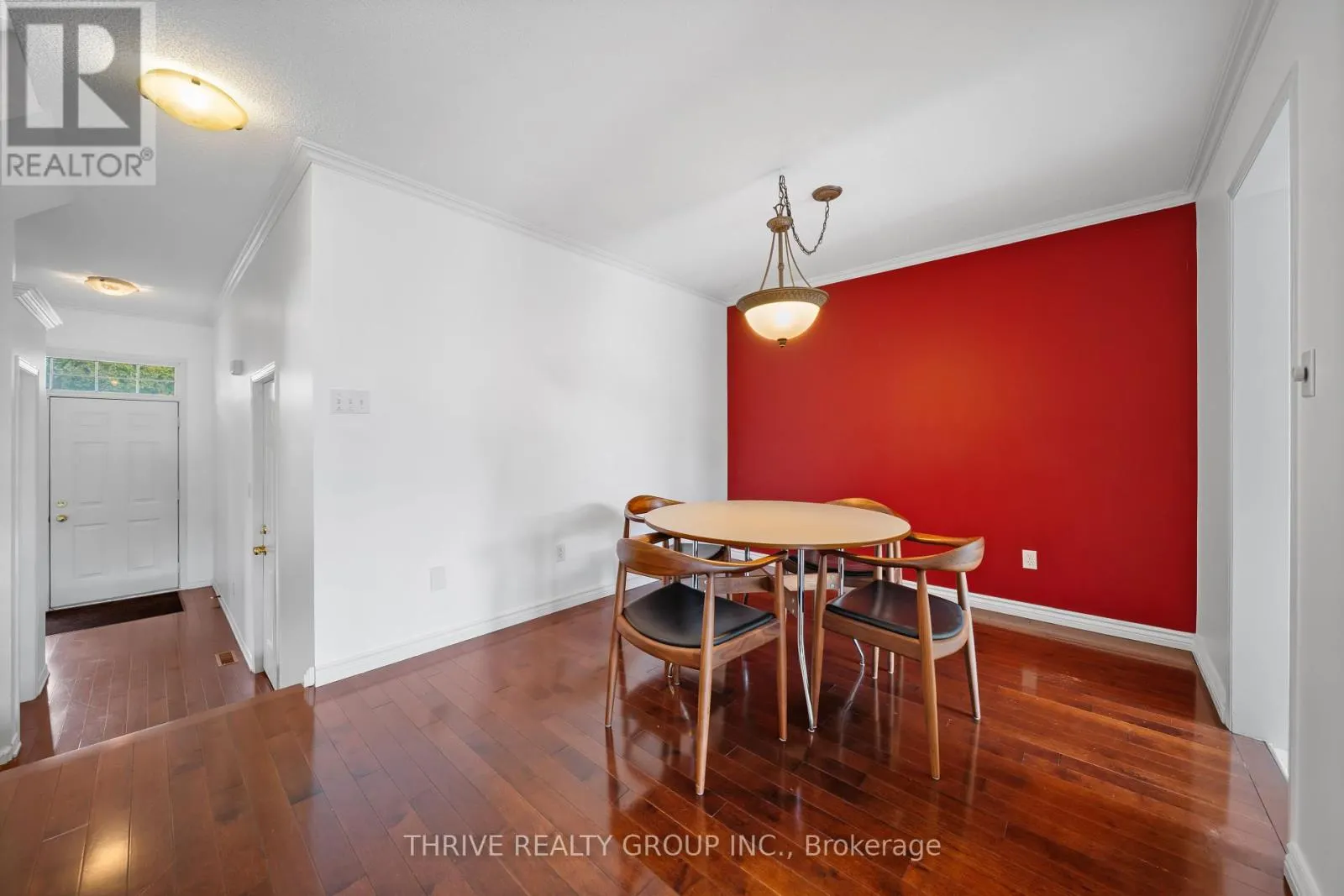 10 - 185 NORTH CENTRE ROAD, #10