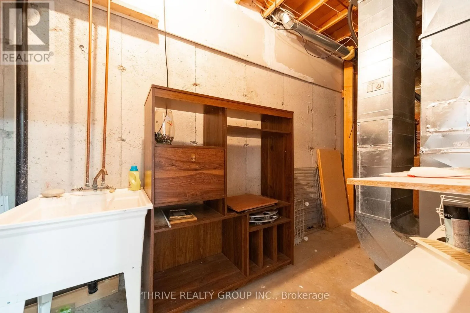 10 - 185 NORTH CENTRE ROAD, #10