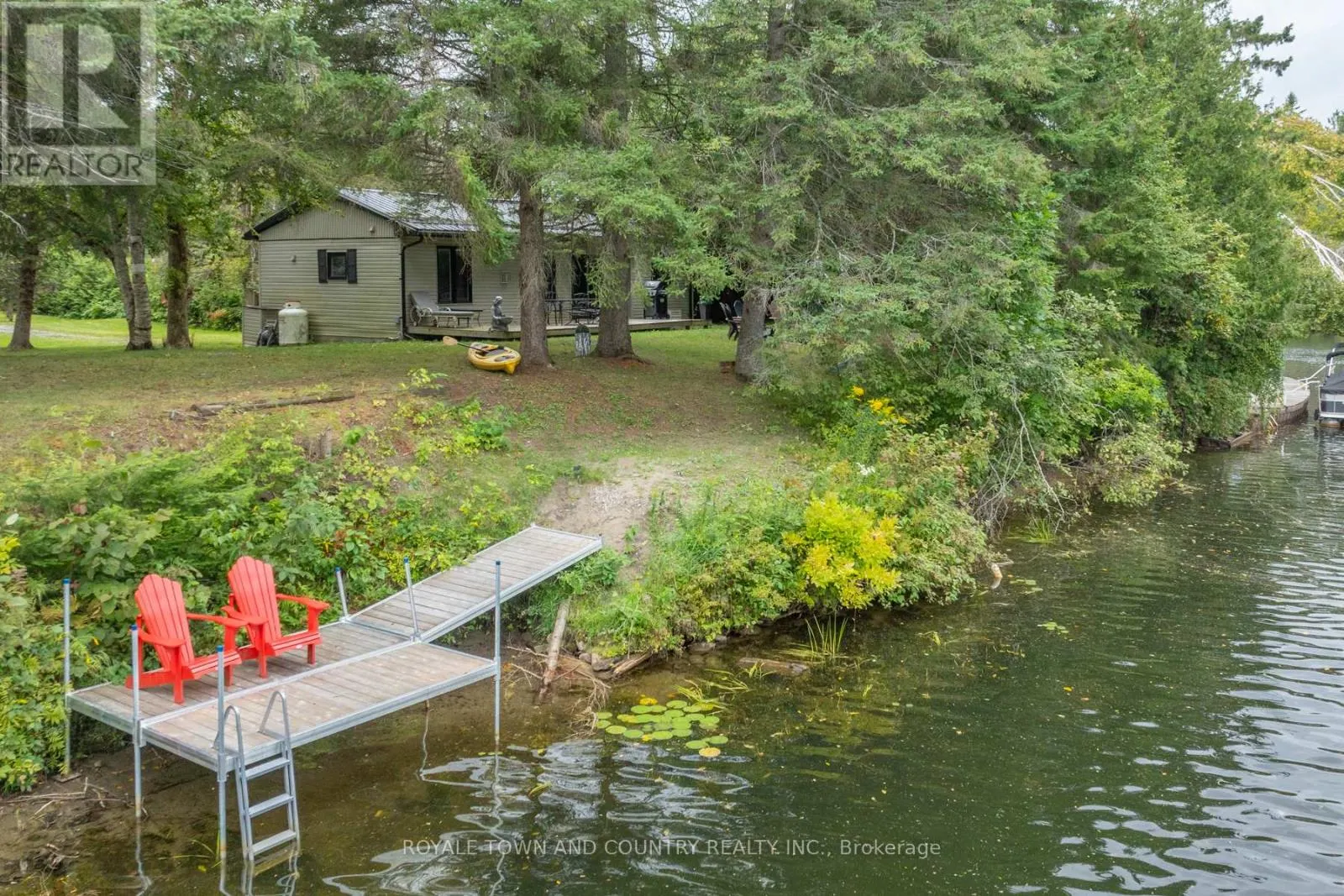 82 RIVERBANK ROAD