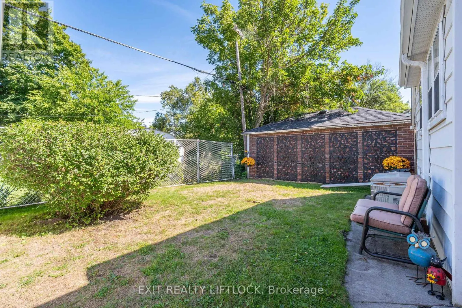 544 DOUGLAS AVENUE