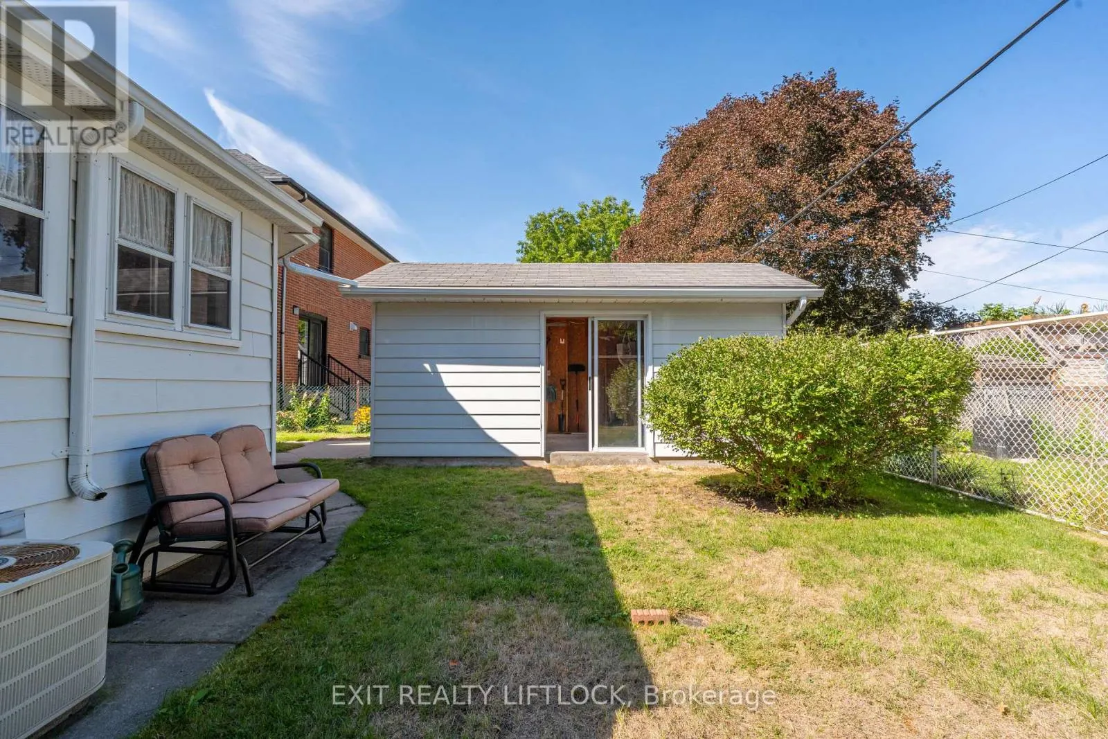 544 DOUGLAS AVENUE