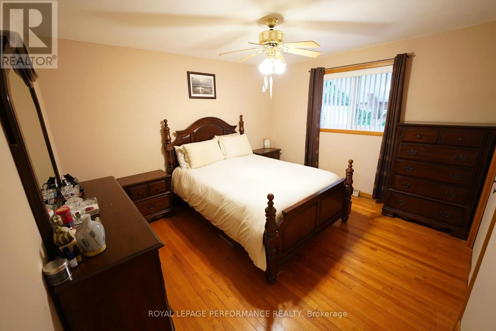 808 CARLETON STREET