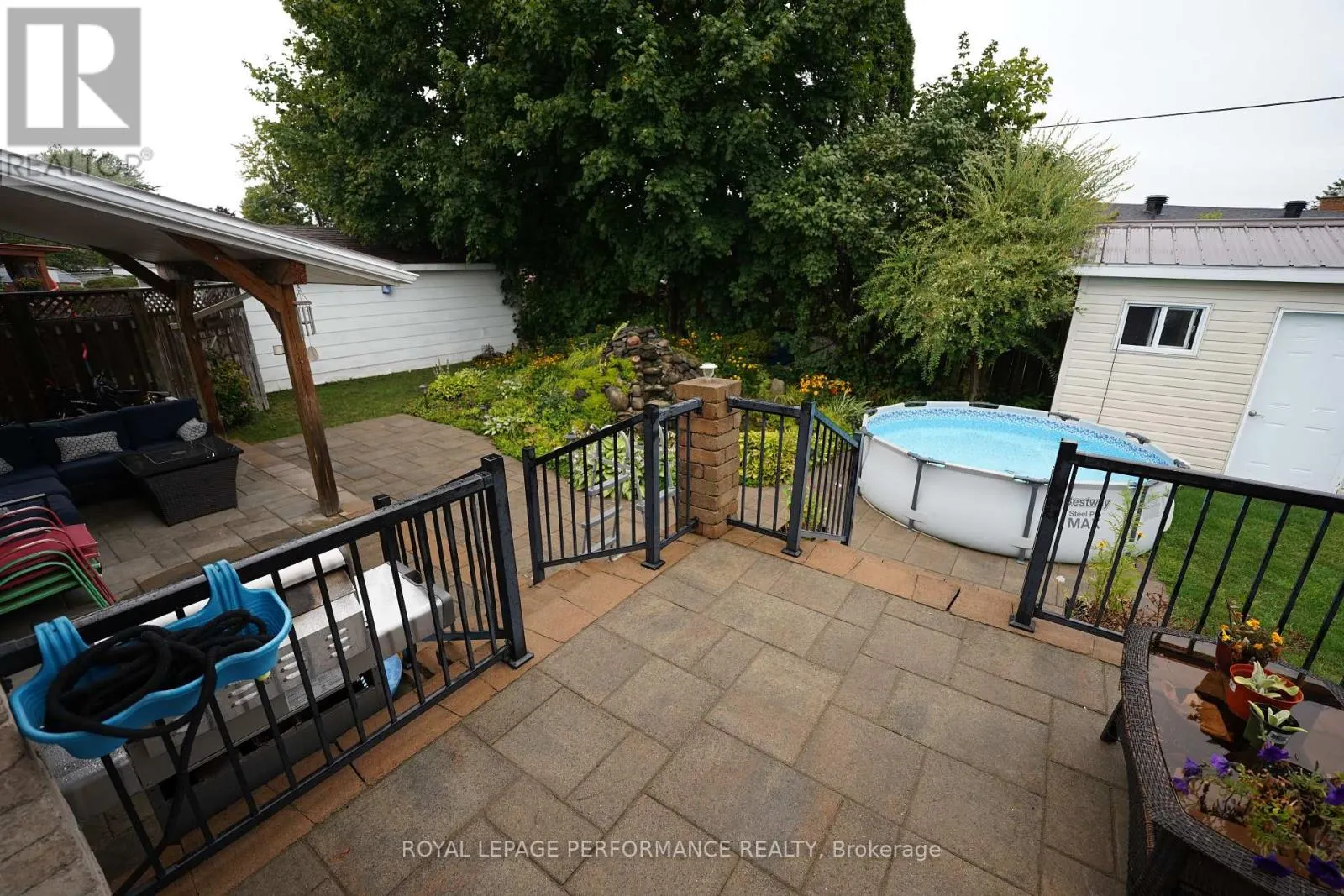 808 CARLETON STREET