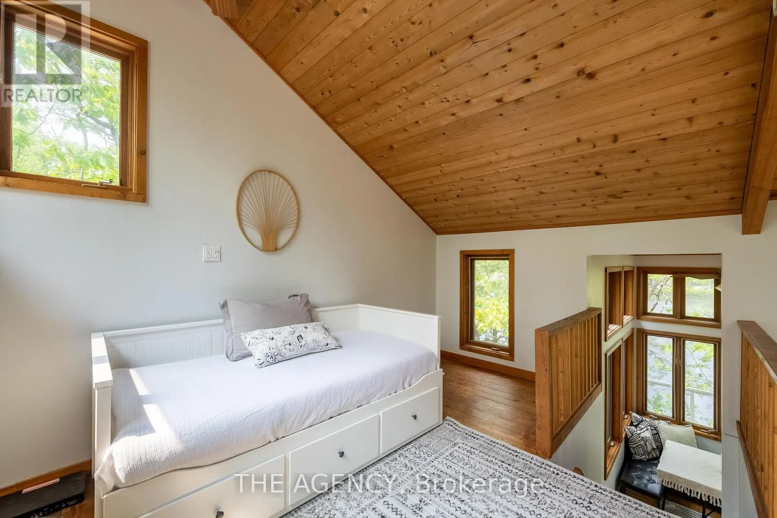 45 PINETREE ROAD