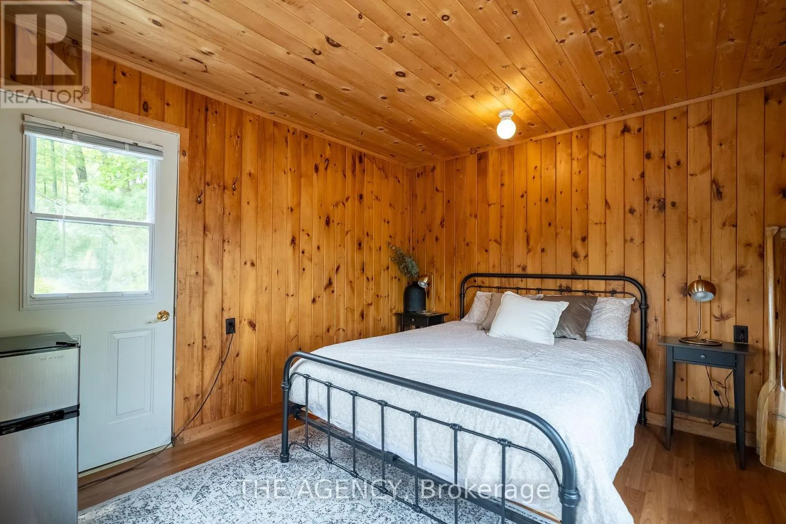 45 PINETREE ROAD