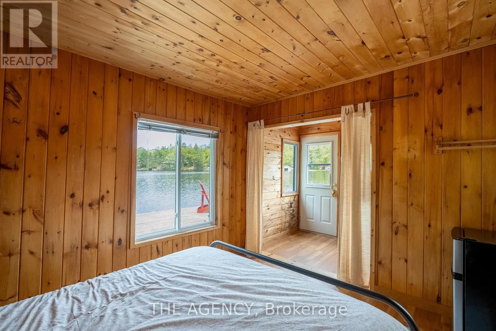 45 PINETREE ROAD