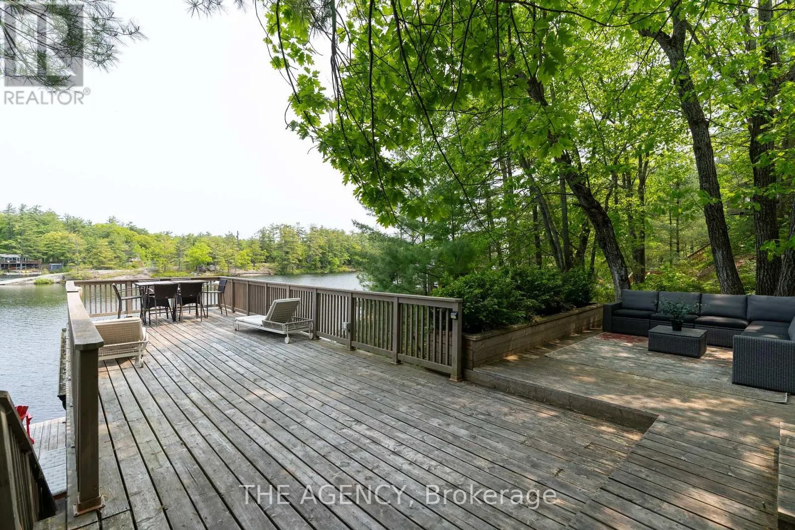 45 PINETREE ROAD