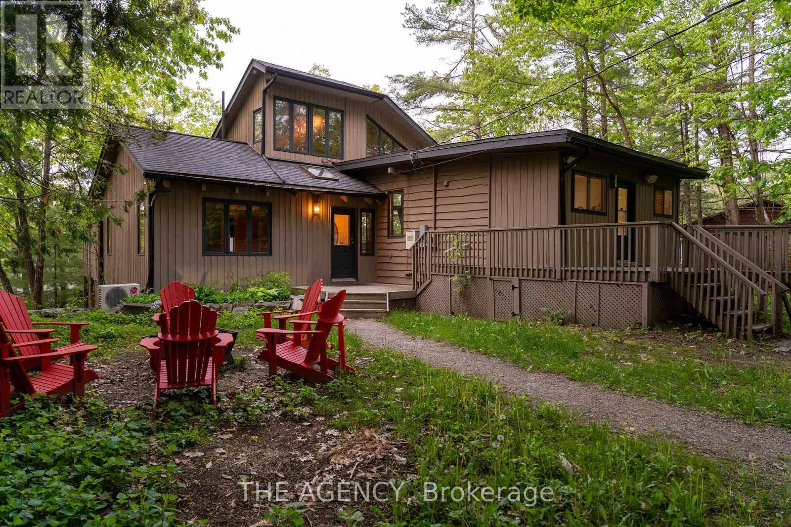45 PINETREE ROAD