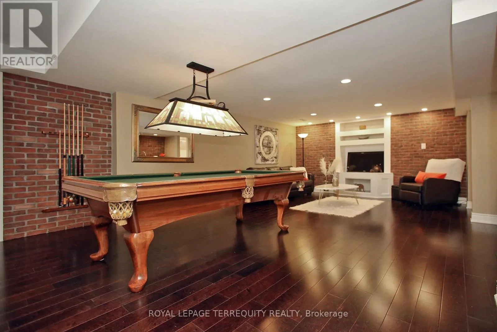 3 RIVIERA RIDGE