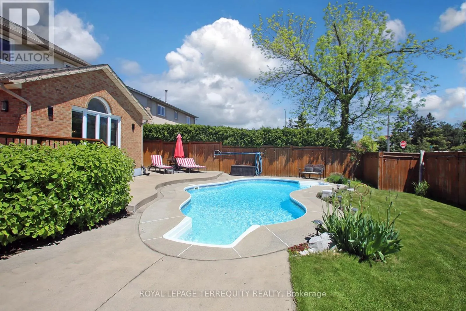 3 RIVIERA RIDGE