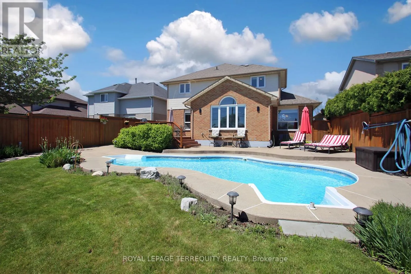 3 RIVIERA RIDGE