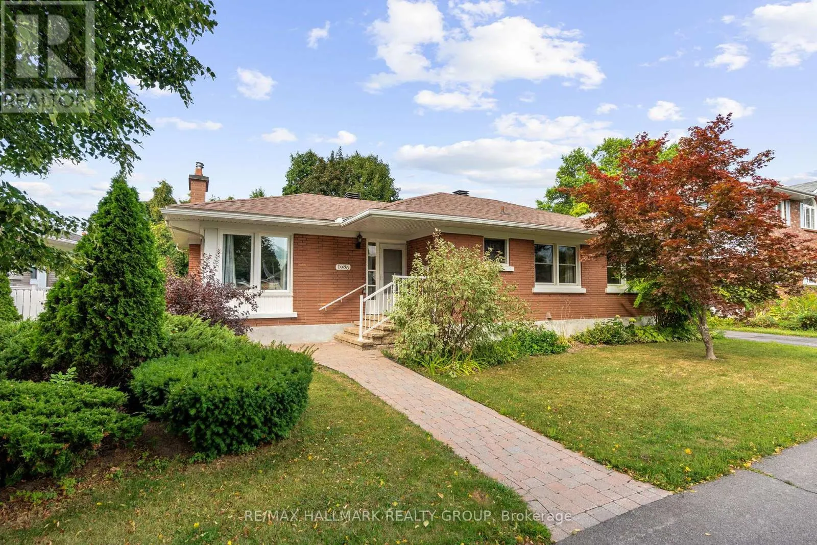 1986 SAUNDERSON DRIVE