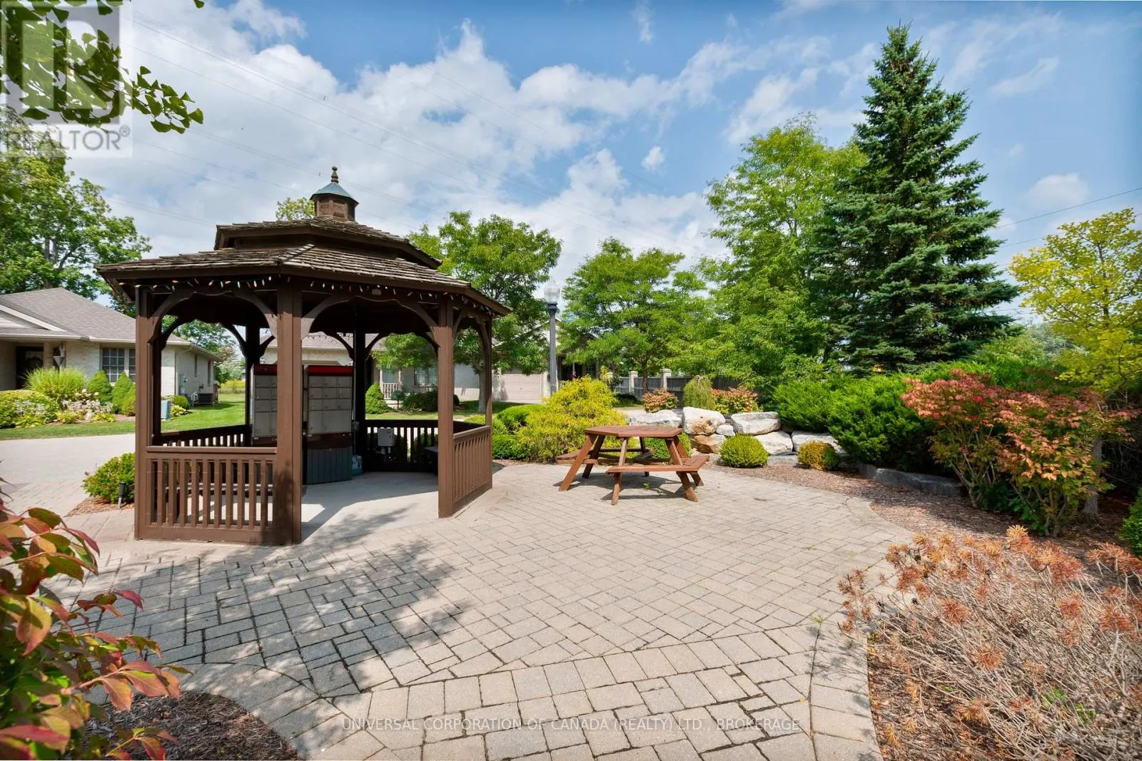 2 - 410 BURWELL ROAD, #2