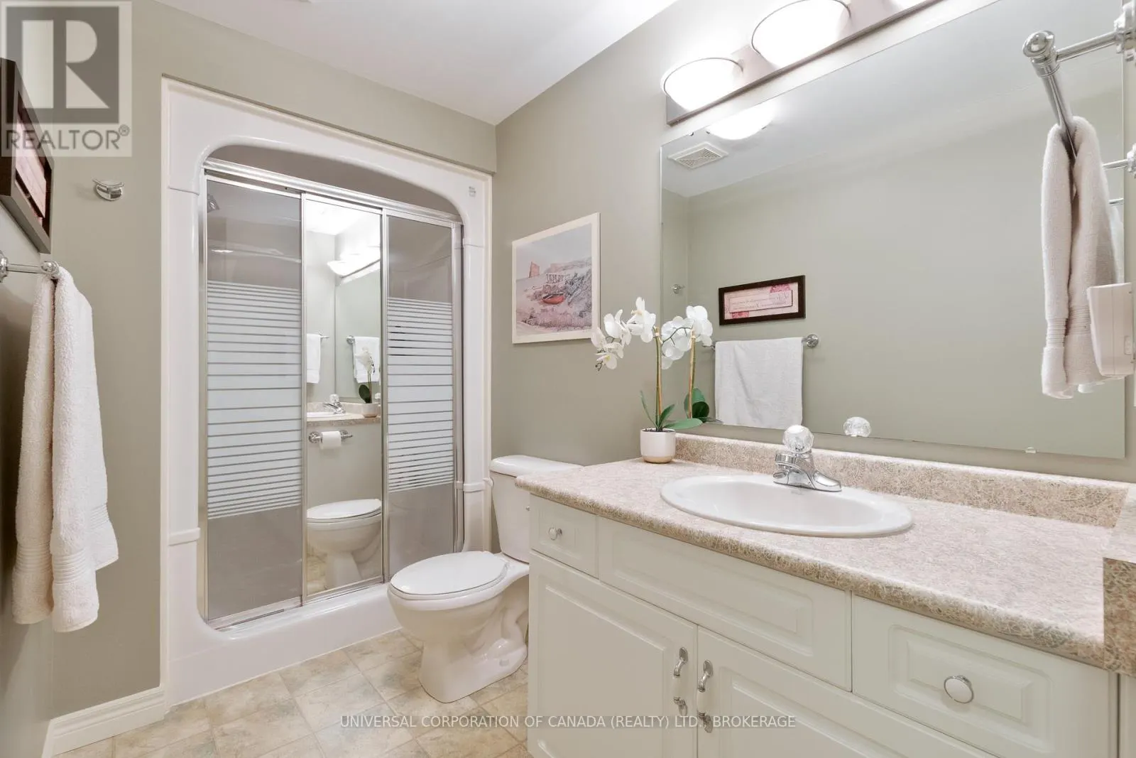 2 - 410 BURWELL ROAD, #2