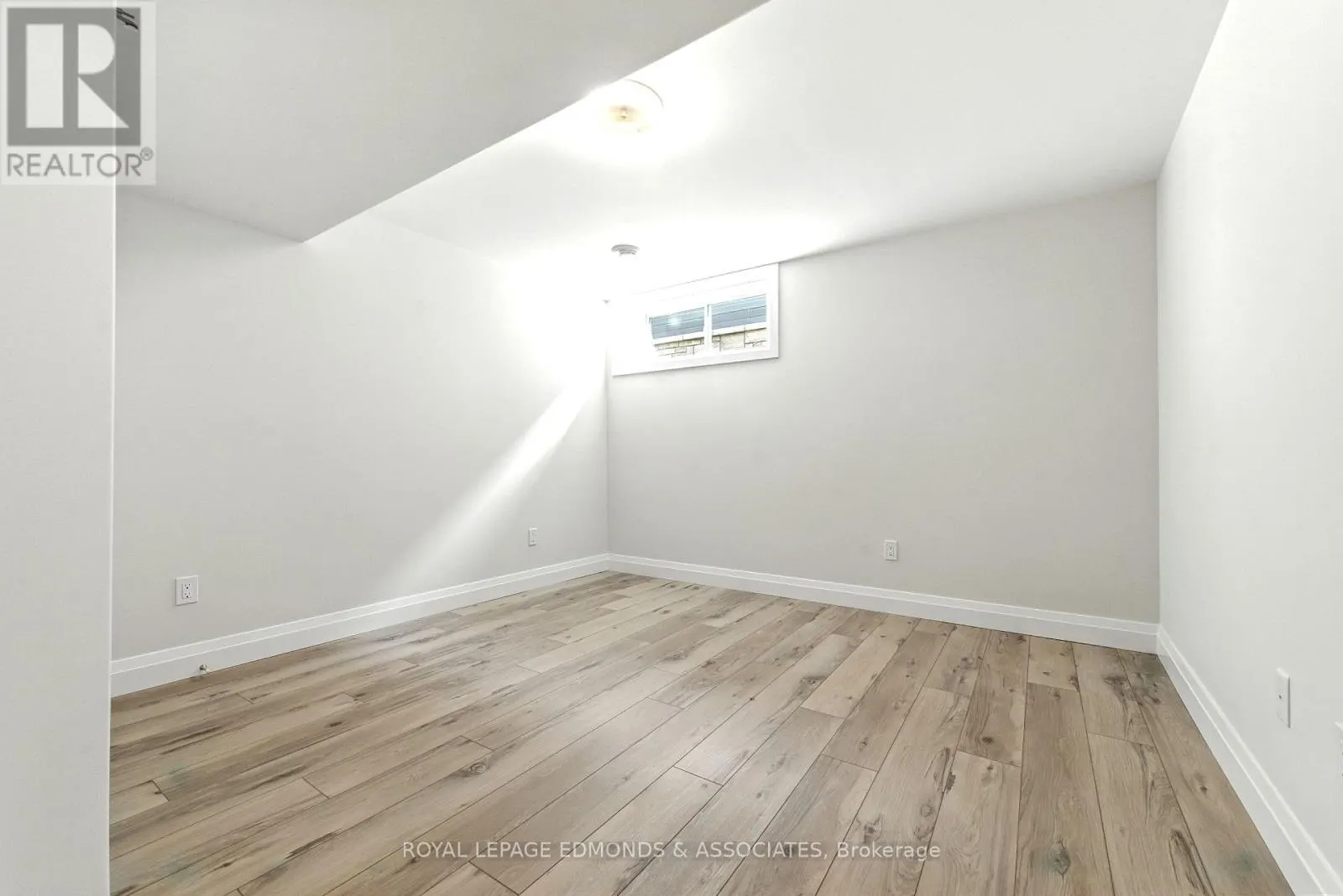 517 SYDENHAM STREET