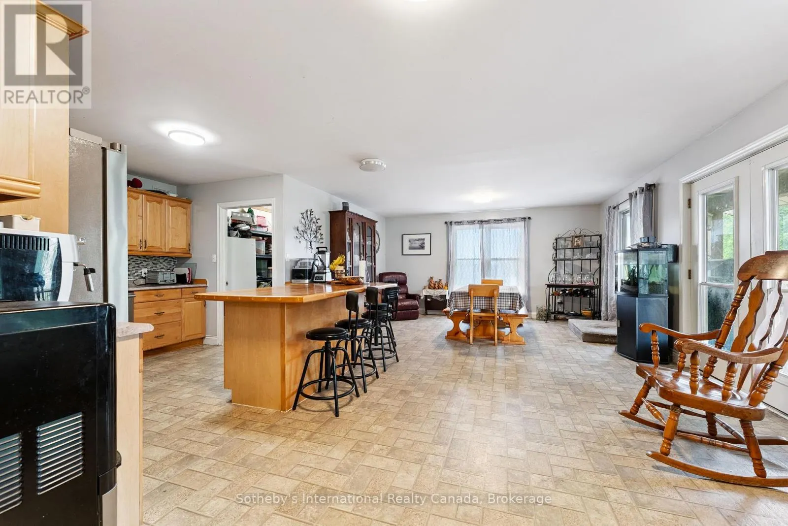 1624 PHILLIPSTON ROAD