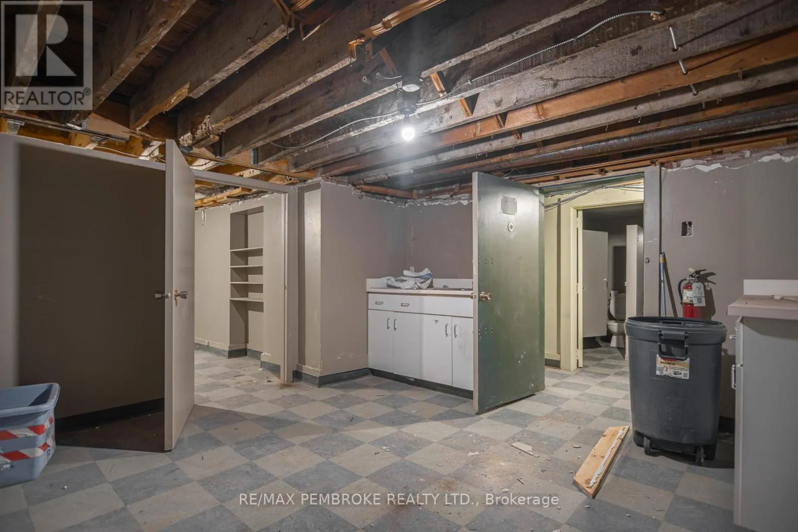 131 PEMBROKE STREET W
