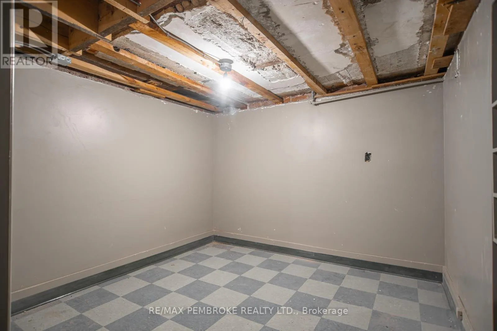 131 PEMBROKE STREET W