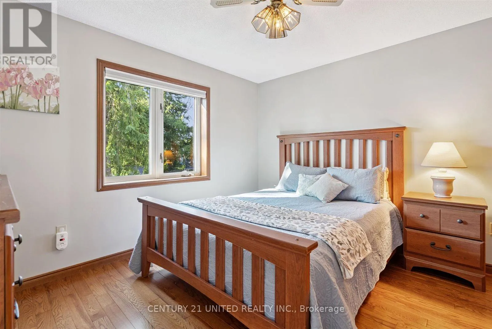 803 CROWLEY CRESCENT