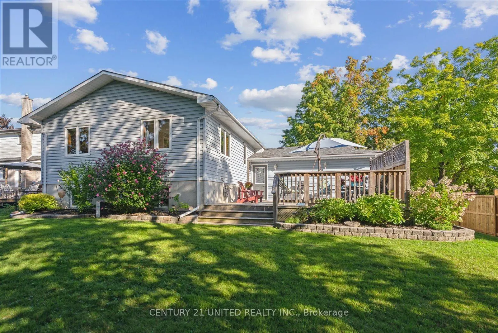 803 CROWLEY CRESCENT