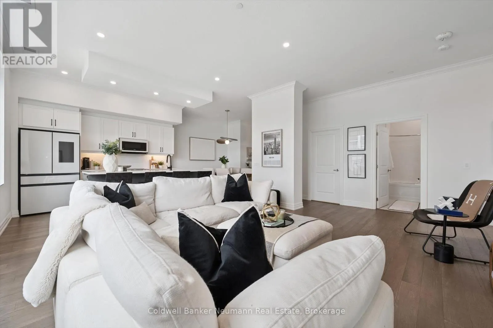 204 - 1880 GORDON STREET, #204