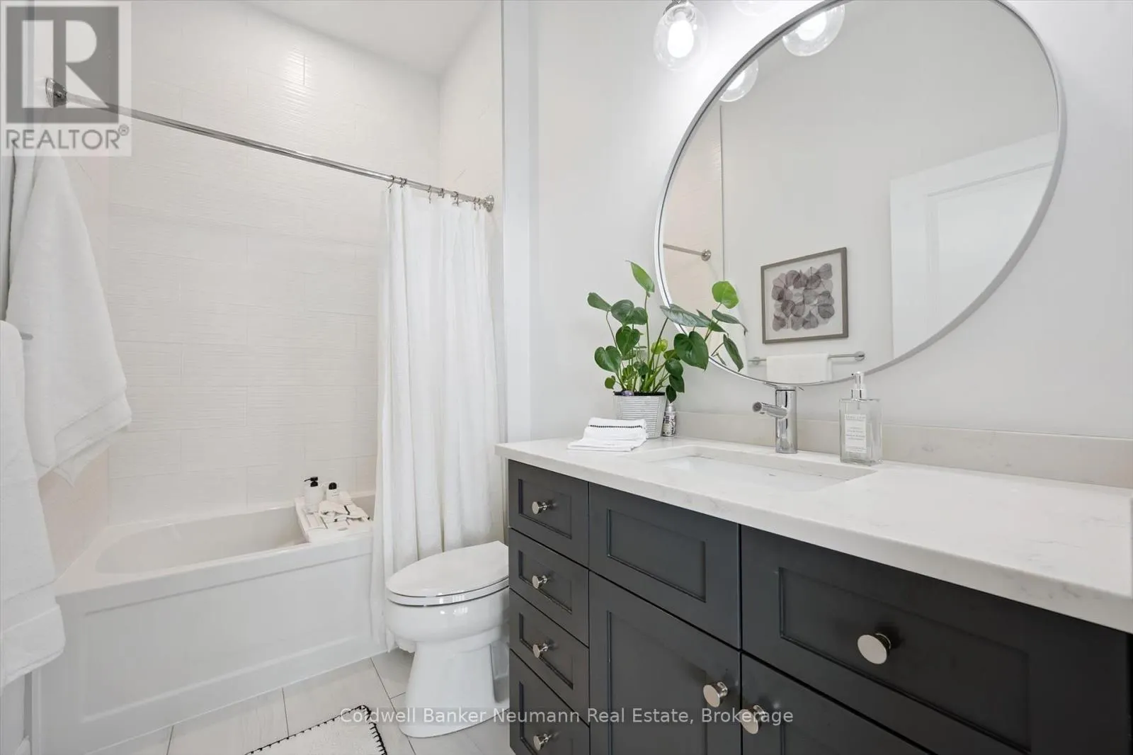204 - 1880 GORDON STREET, #204