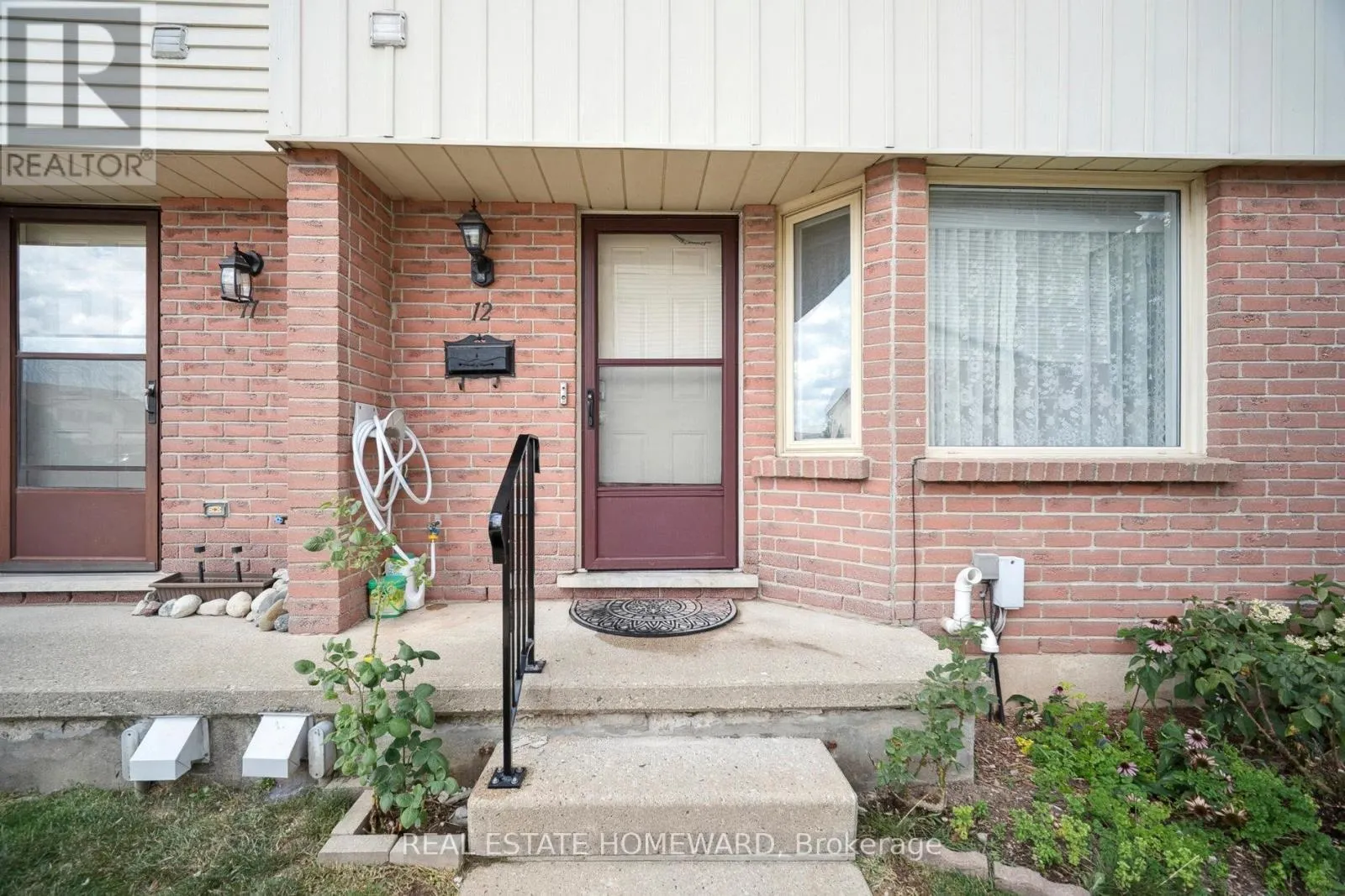 12 - 12-1093 NELLIS STREET