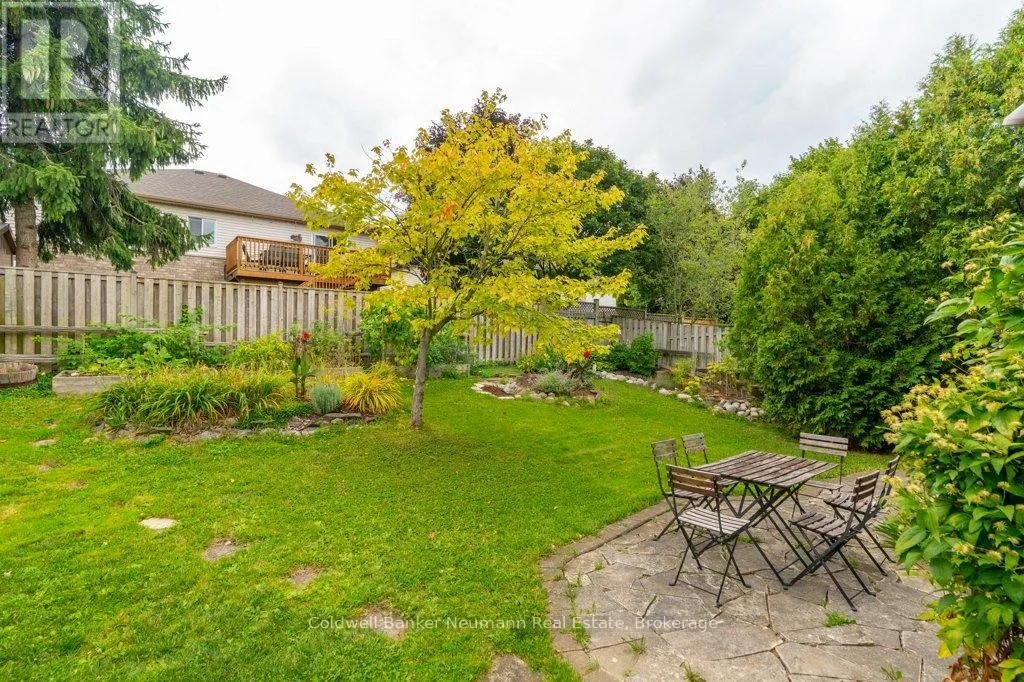 27 CELIA CRESCENT