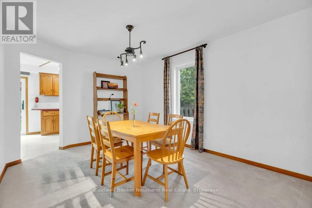 27 CELIA CRESCENT